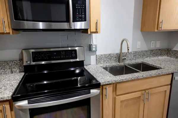 600 Broadway AVE NW #118, City Of Grand Rapids, MI 49504