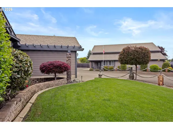 237 CAMBRIDGE DR, Sutherlin, OR 97479