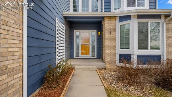 6915 Hillock DR, Colorado Springs, CO 80922