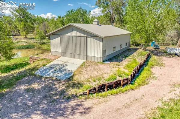 997 County Road 119, Florence, CO 81226