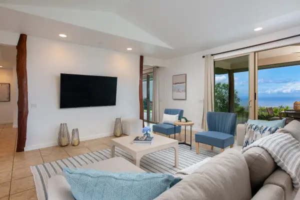 73-1396 ILIILI PL, Kailua Kona, HI 96740