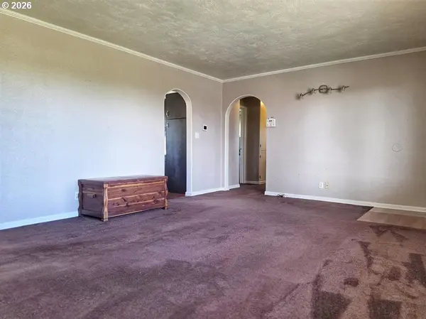 1355 WALLACE RD NW, Salem, OR 97304