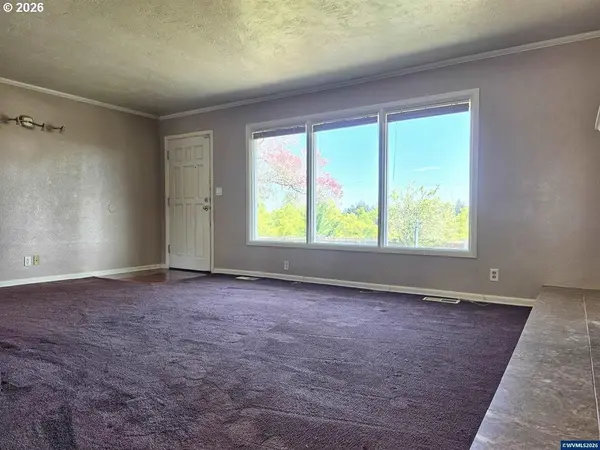 1355 WALLACE RD NW, Salem, OR 97304