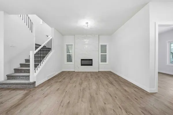 596 Buffaloberry MNR SE, Calgary, AB T3M 3Z1