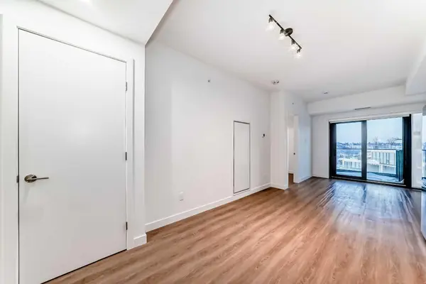 730 2 AVE #1313, Calgary, AB T2P 1R8