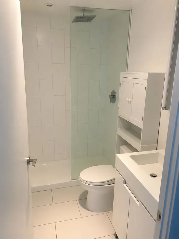 25 Oxley ST #310, Toronto C01, ON M5V 2J5