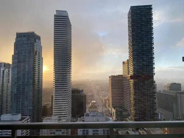 89 Dunfield AVE #2801, Toronto C10, ON M4S 0A4