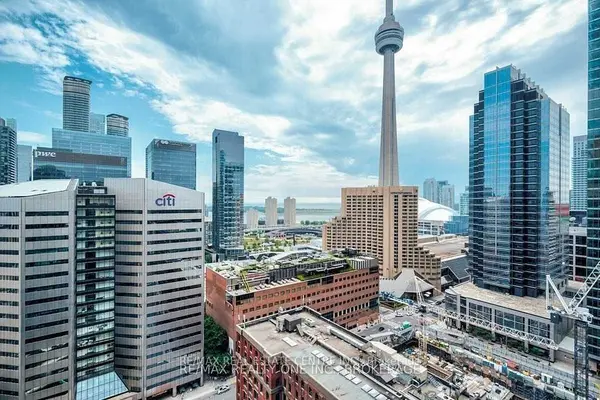 33 University AVE #1102, Toronto C01, ON M5J 2S7