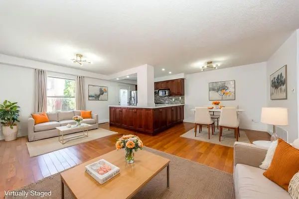 1513 Fieldgate DR, Oshawa, ON L1K 2L6