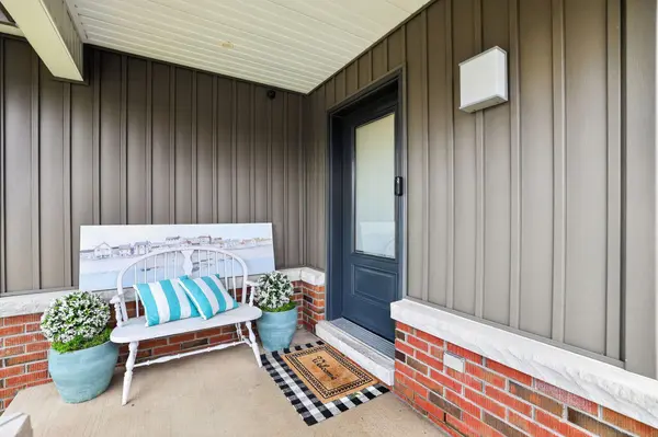 1587 Mount Albert RD, East Gwillimbury, ON L0G 1V0