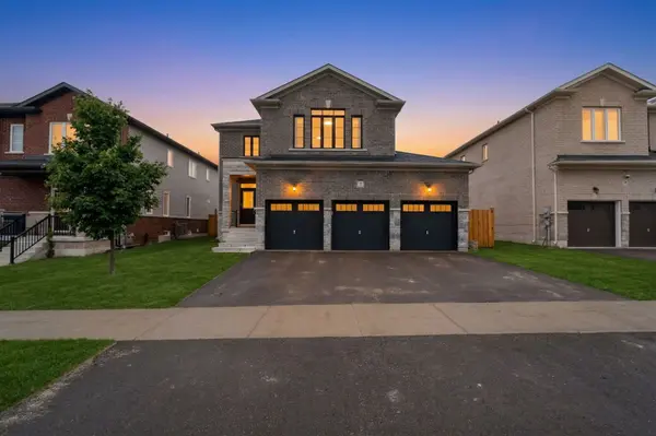 7 Middleton DR, Wasaga Beach, ON L9Z 0L1