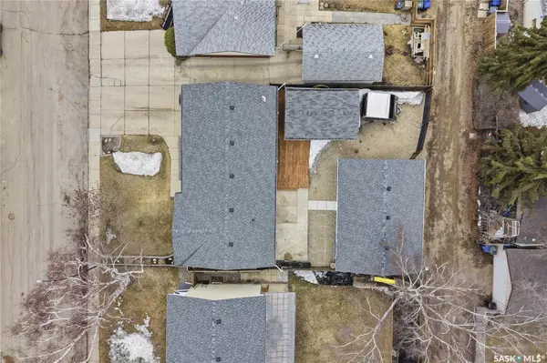 123 Deborah CRESCENT, Saskatoon, SK S7J 2W9