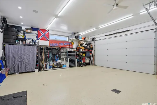 123 Deborah CRESCENT, Saskatoon, SK S7J 2W9