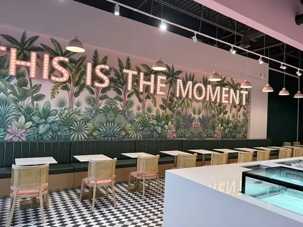 6161 Mayfield RD #102, Brampton, ON L6T 3Z8