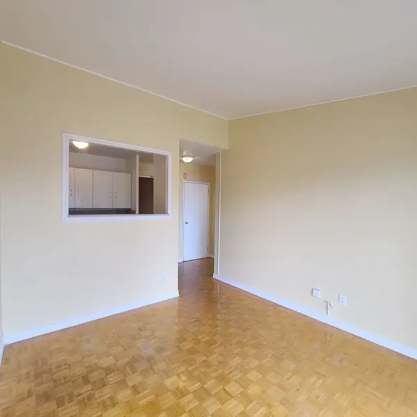 80 Blackfriar AVE #306, Toronto W09, ON M9R 3S9