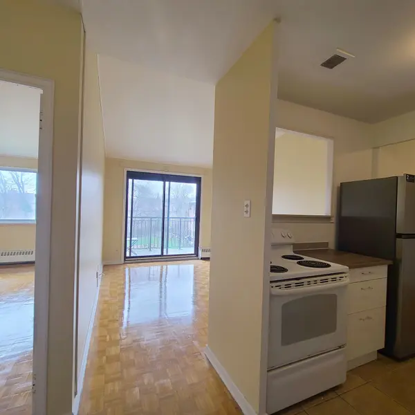 80 Blackfriar AVE #306, Toronto W09, ON M9R 3S9