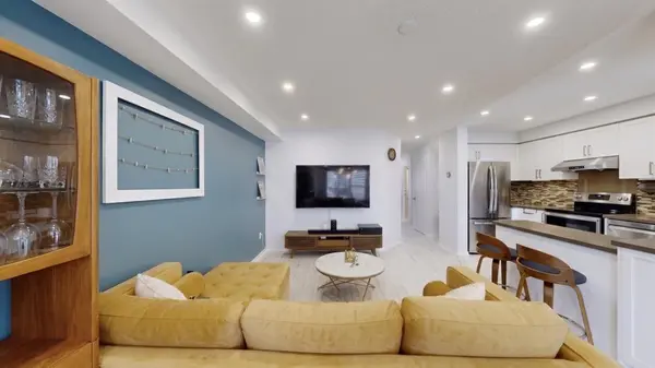 5950 Glen Erin DR #43, Mississauga, ON L5M 6J1