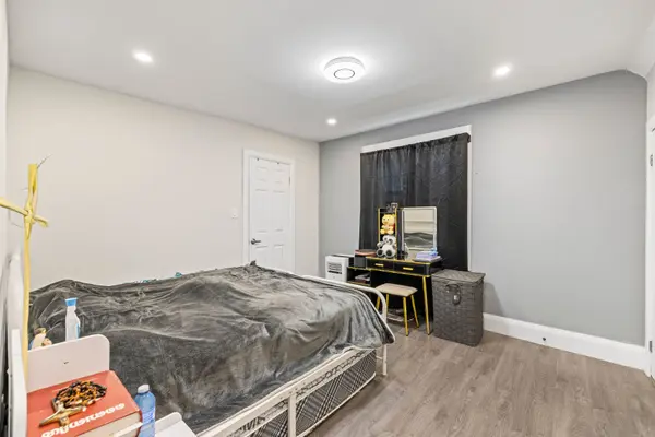 313 Gilmore RD, Fort Erie, ON L2A 2M9