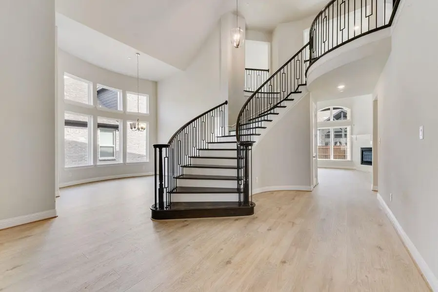 7630 Kiowana Court, Grand Prairie, TX 75054