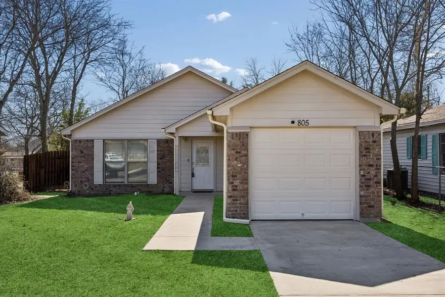 805 Phillips Street, Cleburne, TX 76033