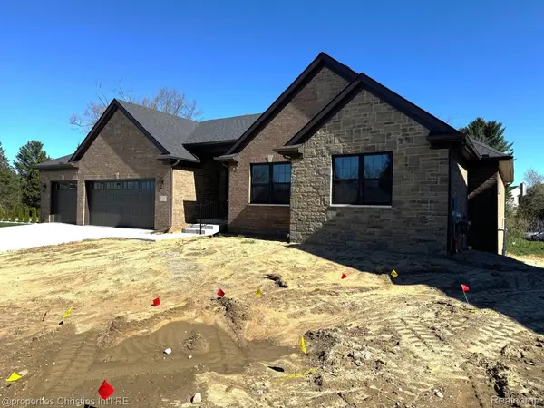 3120 Roma CT, Wixom, MI 48393