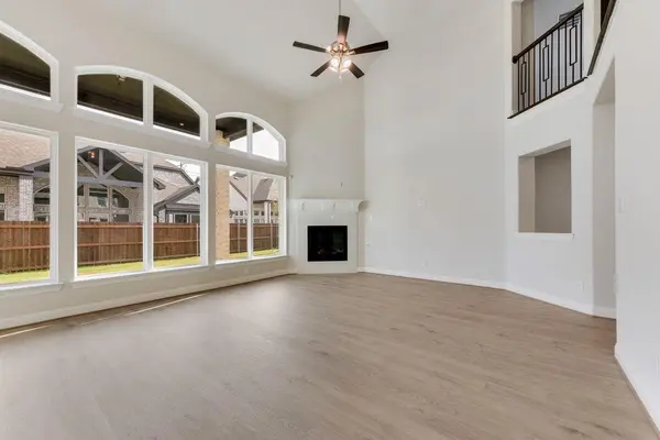 7630 Kiowana Court, Grand Prairie, TX 75054