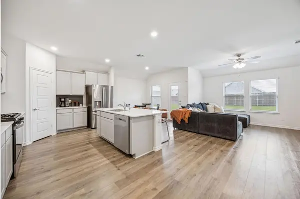 645 Blissful Bend, Lavon, TX 75166