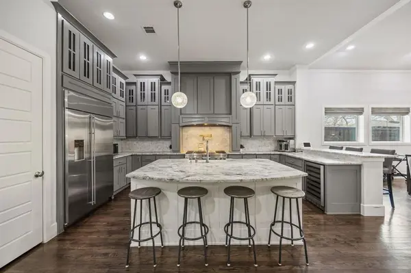 3932 Frontier Lane, Dallas, TX 75214