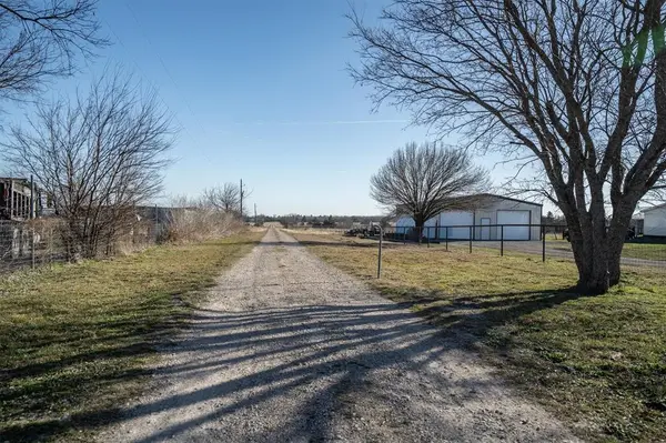 19754 County Road 818, Farmersville, TX 75442