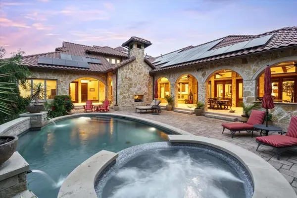 2504 Silver Table Drive, Lewisville, TX 75056