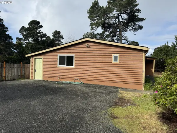 1714 COOSAH CT, Florence, OR 97439