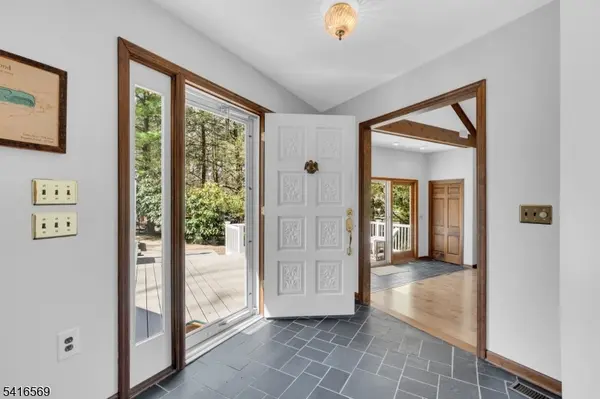 149 Lake End Rd, Rockaway Twp., NJ 07435