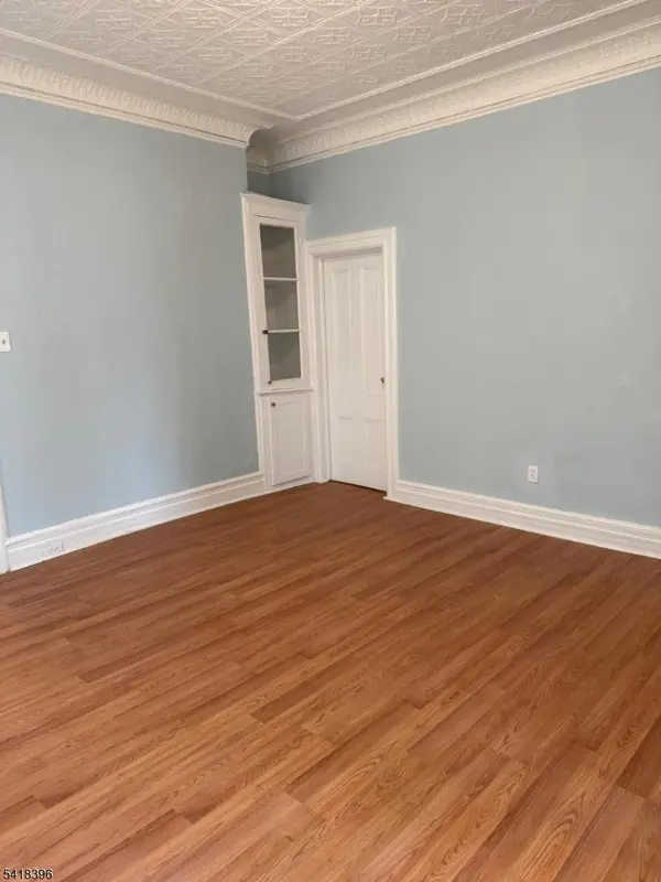 161 Central Ave #1, City Of Orange Twp., NJ 07050