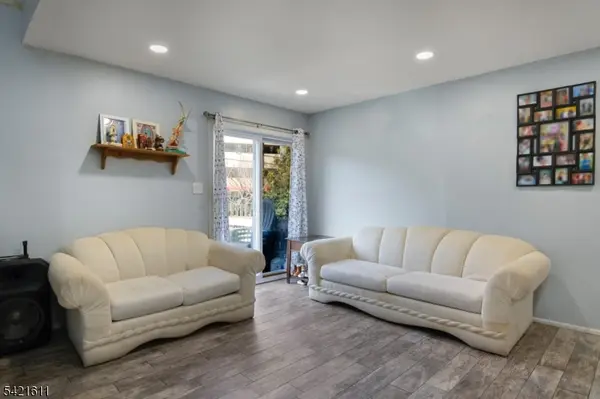 10 Neilson St #H, New Brunswick City, NJ 08901