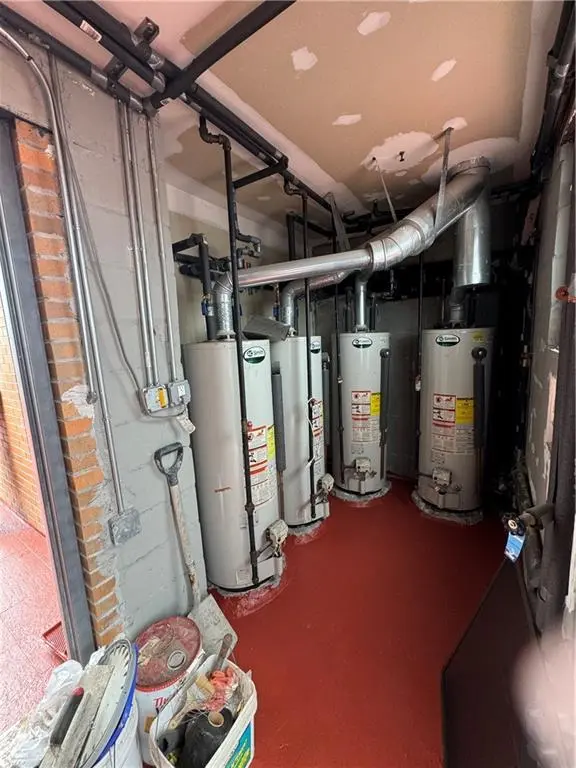 731 58th ST, Brooklyn, NY 11220