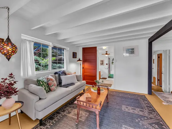 28-231 STABLE CAMP RD, Honomu, HI 96728