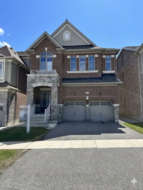 39 Giardina CRES, Richmond Hill, ON L4B 0G1