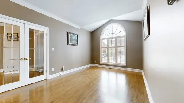 2108 Arbourview DR, Oakville, ON L6M 3P3