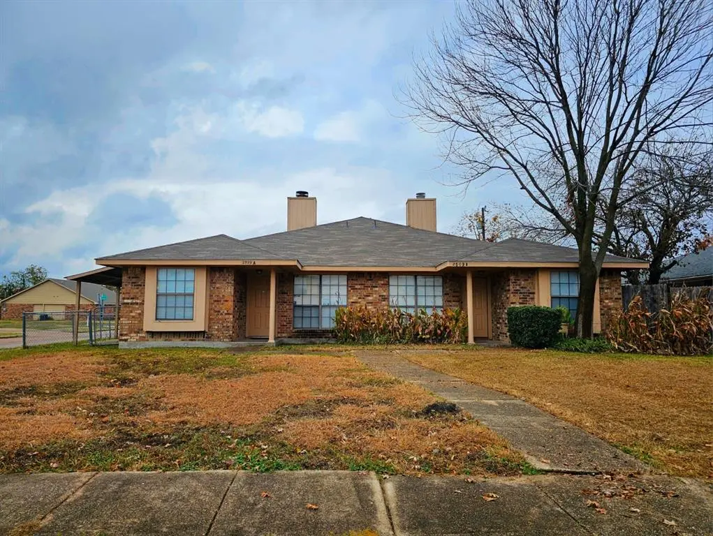 2509 Stanford Street #A, Rowlett, TX 75088