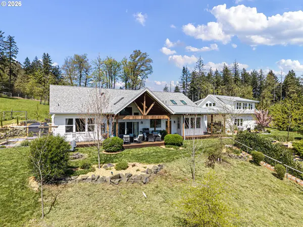 2764 E 40TH AVE, Eugene, OR 97405