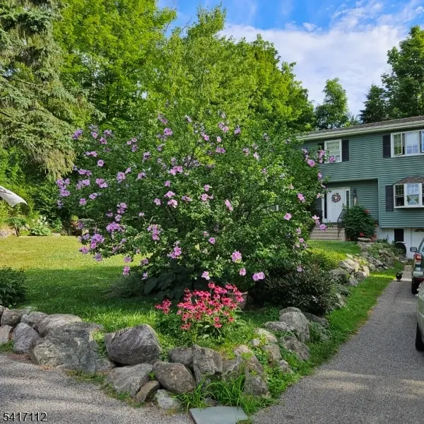 405 Cherry Ridge Rd, Vernon Twp., NJ 07422