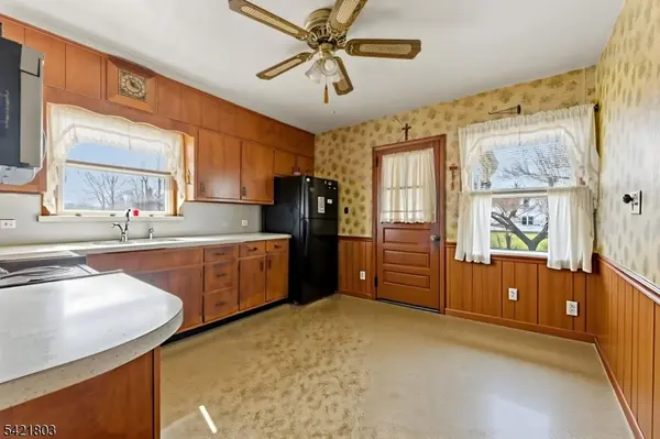 306 Huff Ave, Manville Boro, NJ 08835