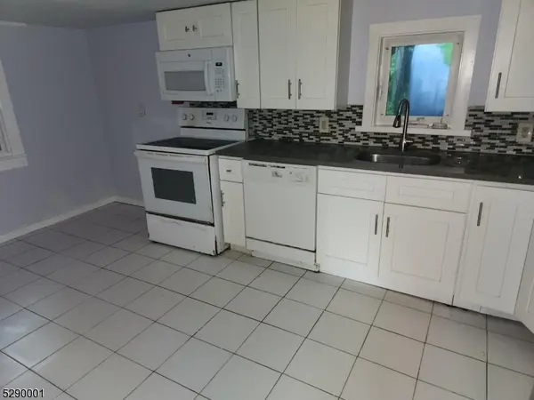 72 Glenwood Mt Rd, Vernon Twp., NJ 07462