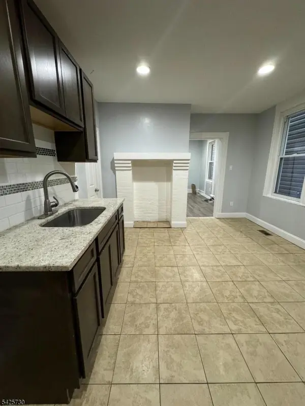 103 S 9Th St, Newark City, NJ 07107