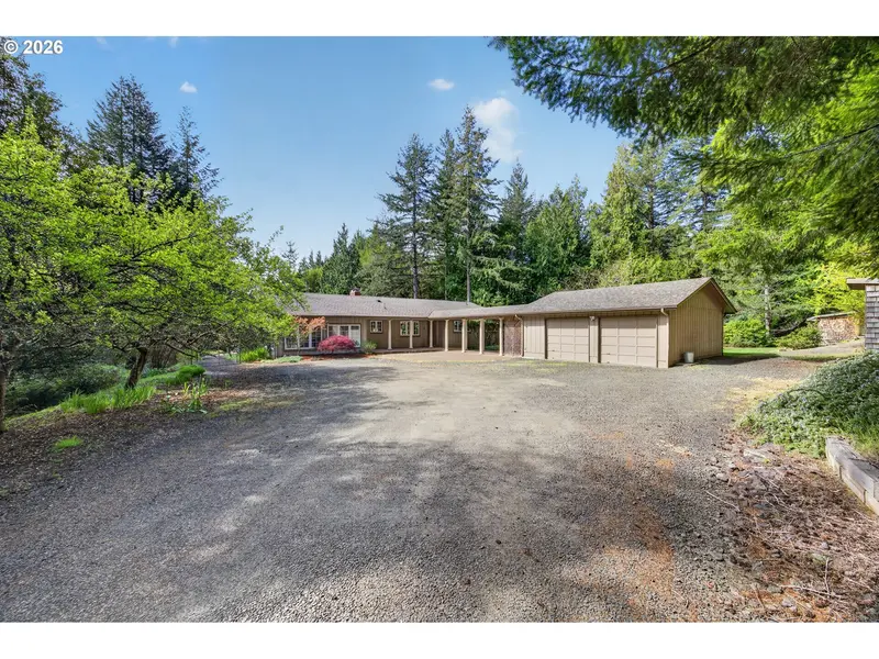 58492 GARDEN VALLEY RD, Coquille, OR 97423
