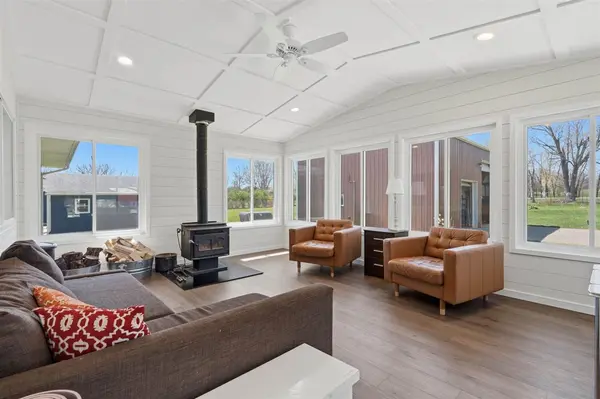 263 Larick Dr, Marion, IA 52302