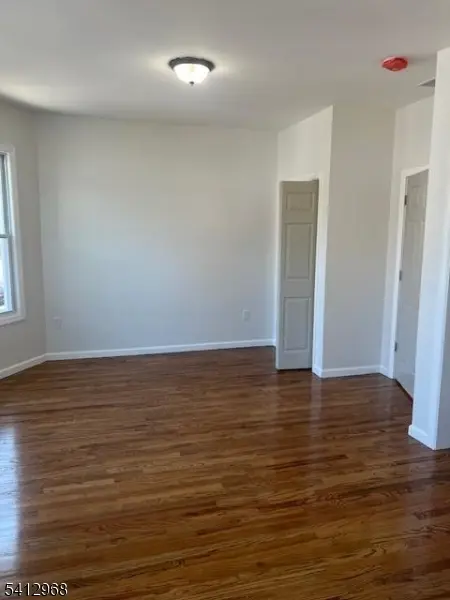 54 Beverly St, Newark City, NJ 07108