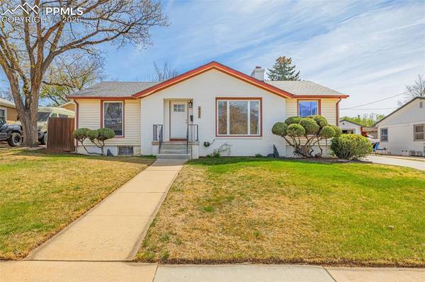 637 Glen Eyrie CIR, Colorado Springs, CO 80904