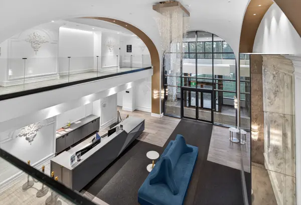 8 Cedarland DR #W118, Markham, ON L6G 0H4