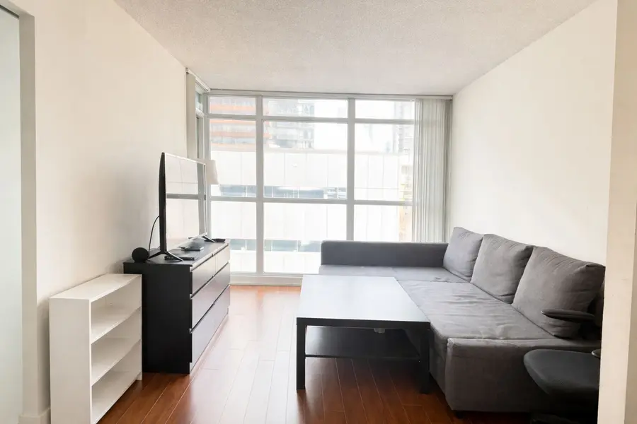 8 Telegram Mews #505, Toronto C01, ON M5V 3Z5